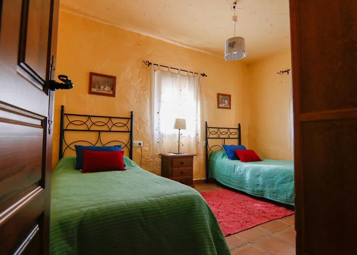 Casas Rurales El Viejo Castano - Valle Del Genal